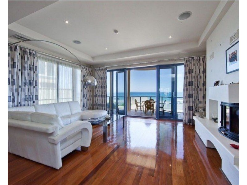 45 North Esplanade, Glenelg North SA 5045