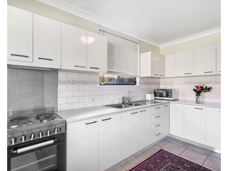 9 Lincoln Avenue, Sturt SA 5047