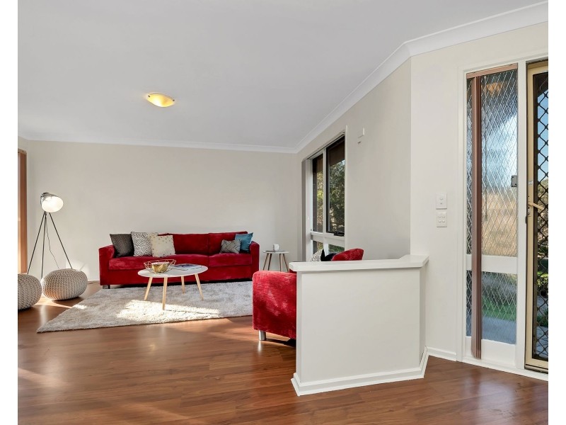 4 Woodland Grove, Aberfoyle Park SA 5159