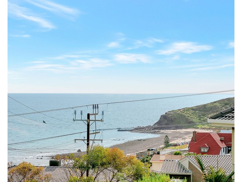 8 Seaview Avenue, Hallett Cove SA 5158