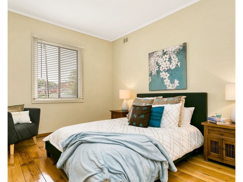 5 Salrak Avenue, Marion SA 5043