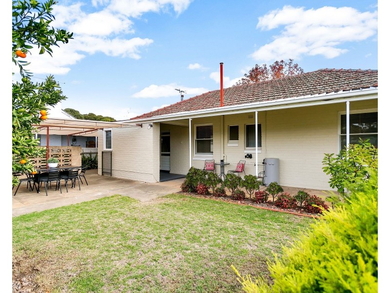 5 Salrak Avenue, Marion SA 5043