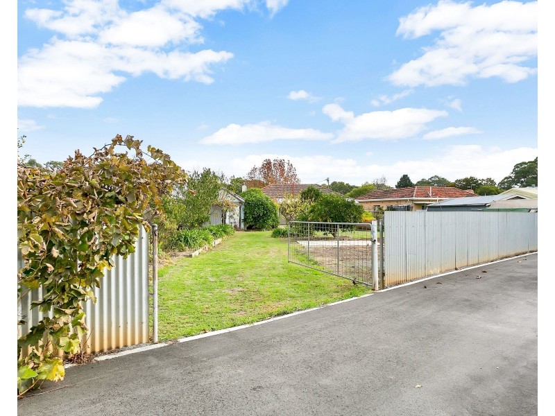 5 Salrak Avenue, Marion SA 5043