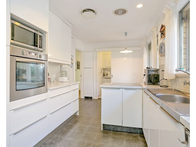 2 Sandgate Street, Reynella SA 5161