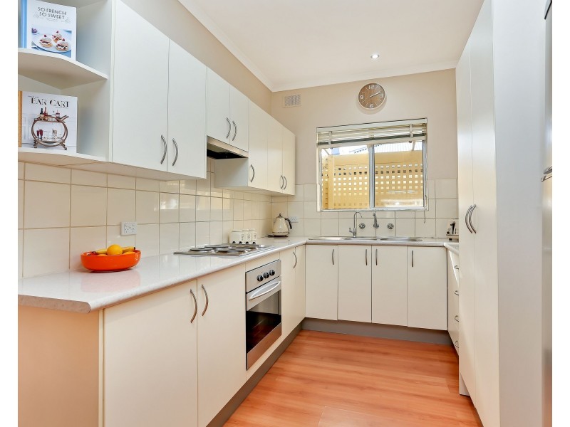 3/10 Barry Road, Oaklands Park SA 5046