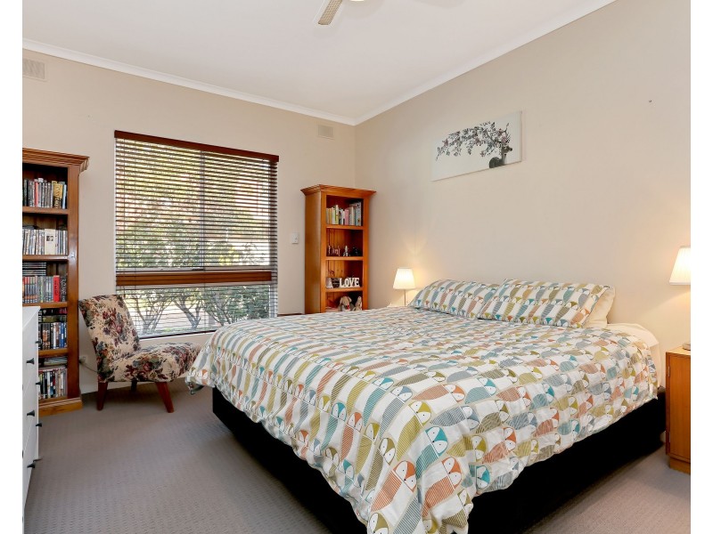 3/10 Barry Road, Oaklands Park SA 5046