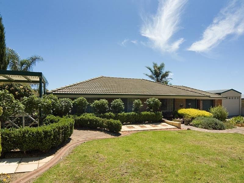 33 Wayne Avenue, Darlington SA 5047