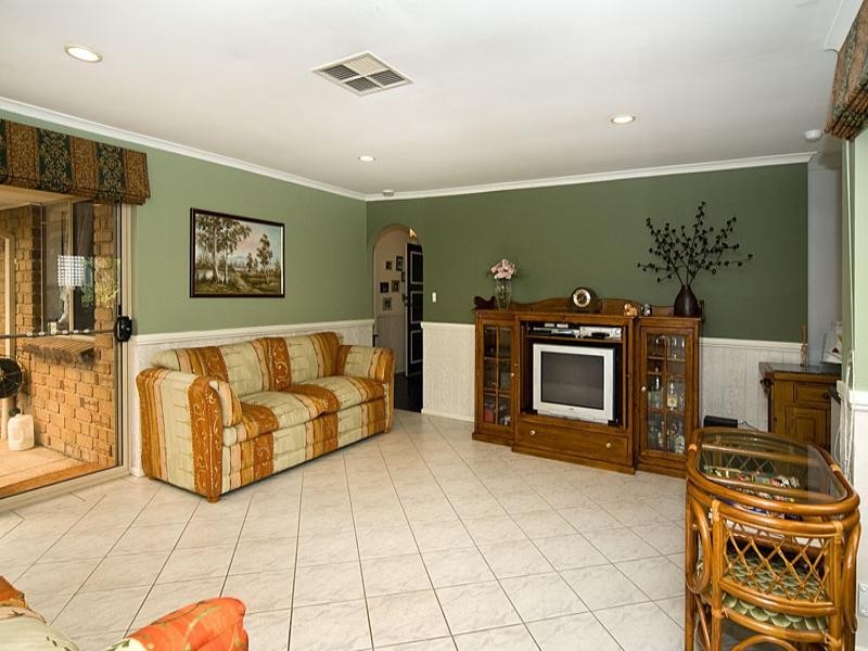33 Wayne Avenue, Darlington SA 5047