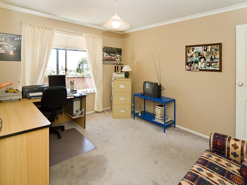 33 Wayne Avenue, Darlington SA 5047