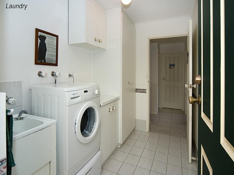 33 Wayne Avenue, Darlington SA 5047
