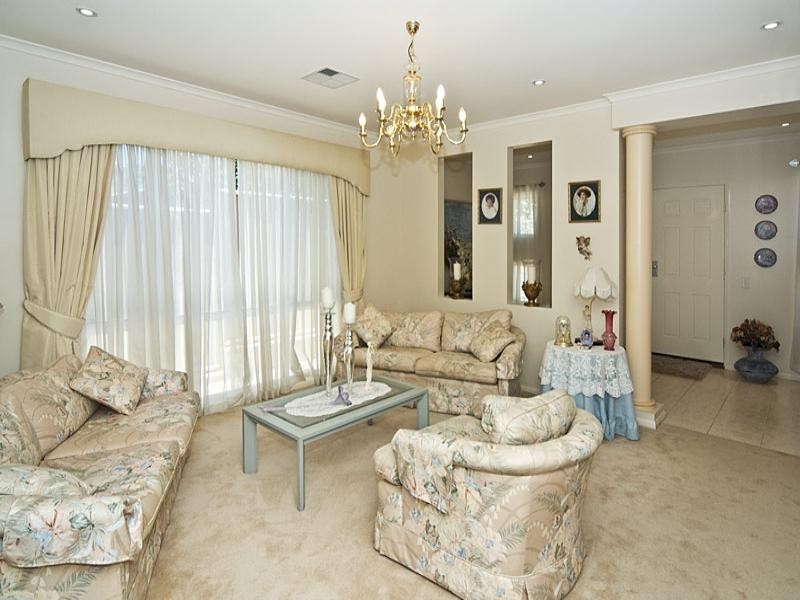 29 Maesbury Circuit, Sturt SA 5047