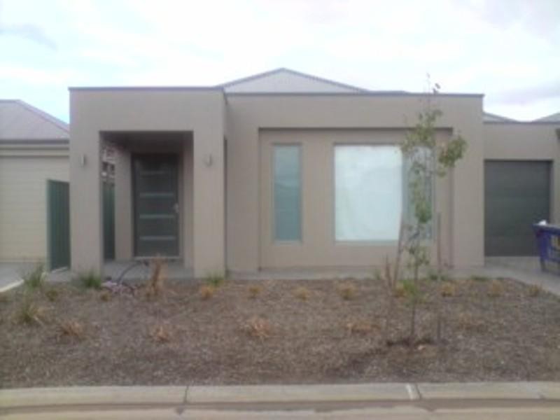 28 Mackenzie Circuit, Mawson Lakes SA 5095