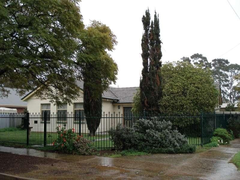 17 Bowden Grove, Oaklands Park SA 5046