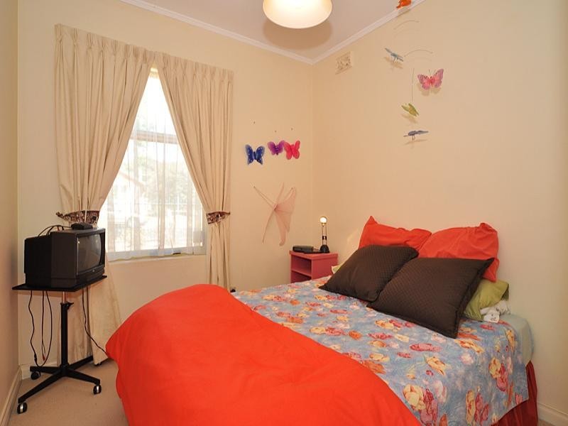 17 Bowden Grove, Oaklands Park SA 5046