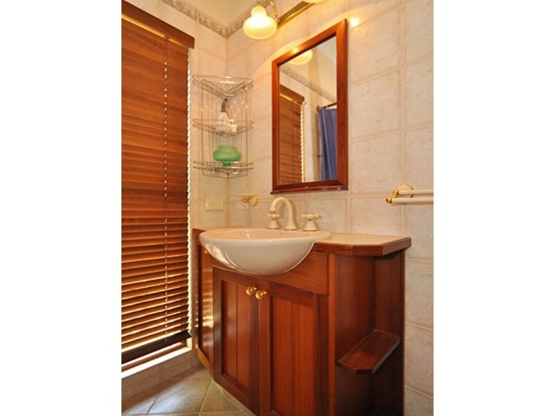 17 Bowden Grove, Oaklands Park SA 5046