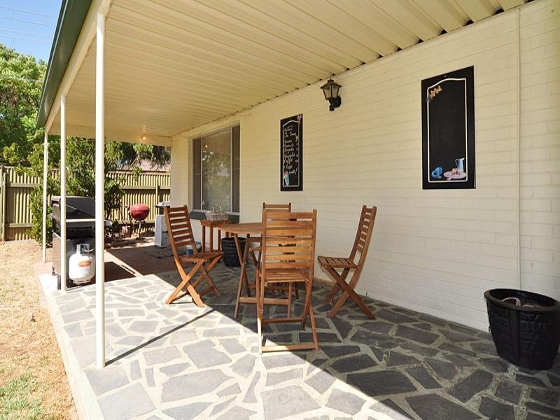 17 Bowden Grove, Oaklands Park SA 5046