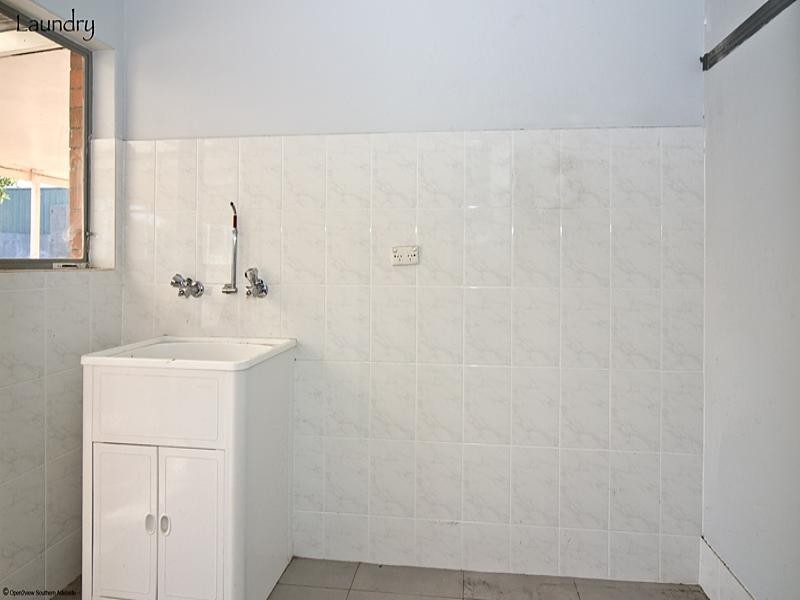 38 Campbell Drive, Para Hills SA 5096