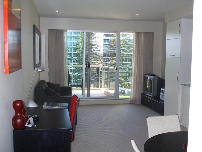 404-16 Holdfast Promenade, Glenelg SA 5045