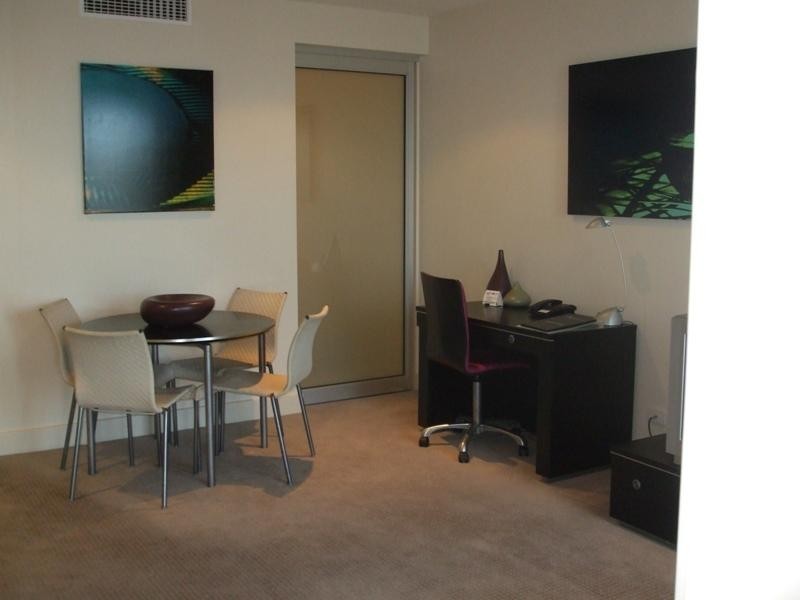 624-16 Holdfast Promenade, Glenelg SA 5045