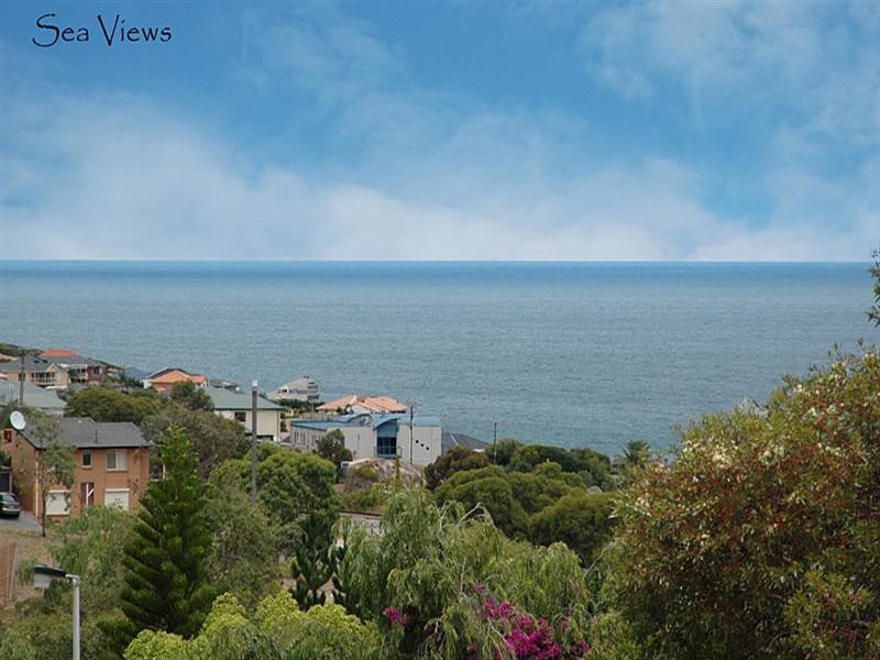 220 The Cove Road, Hallett Cove SA 5158
