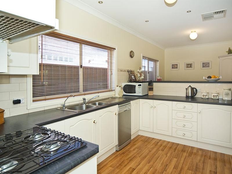 29 Memorial Drive, Mount Barker SA 5251