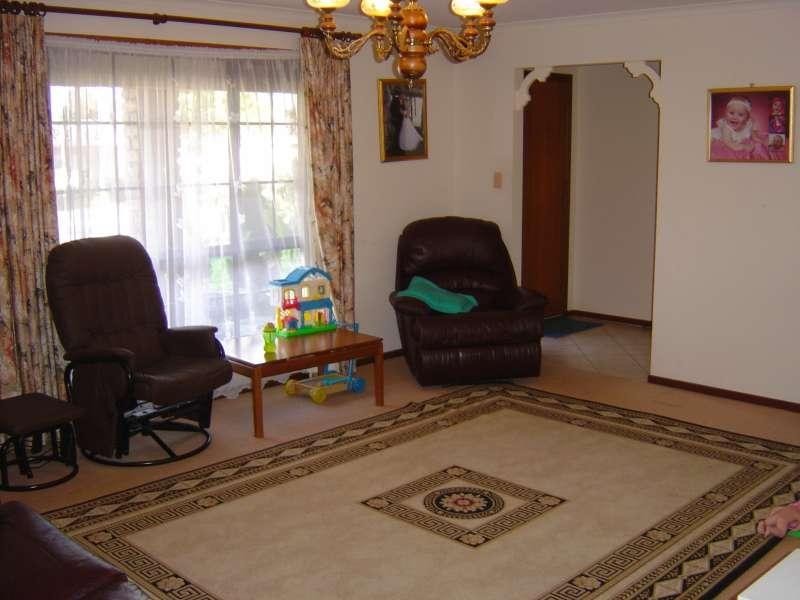 6 Winham Avenue, Old Reynella SA 5161