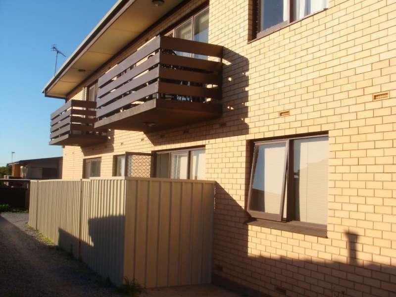 2/33 Sturt Road, Bedford Park SA 5042