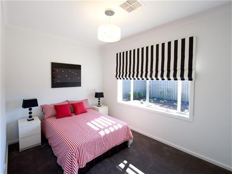 18 Greenfield Street, Mount Barker SA 5251