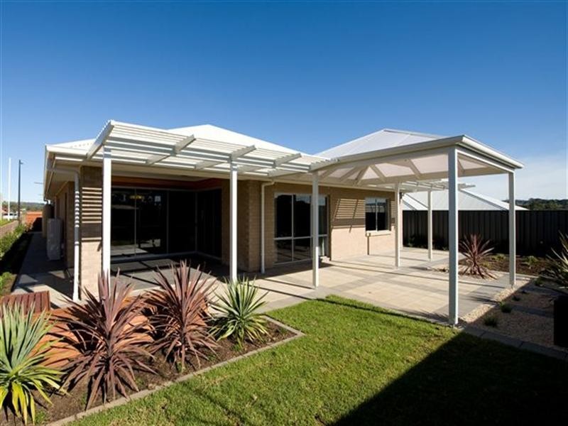 18 Greenfield Street, Mount Barker SA 5251