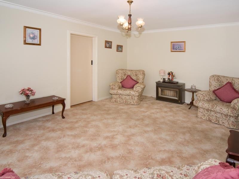 9 Blackwood Crescent, Morphett Vale SA 5162