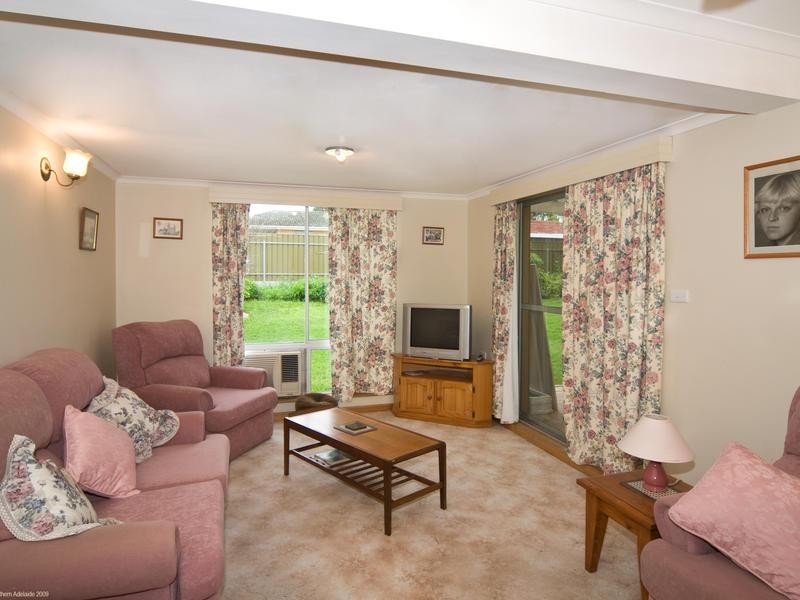 9 Blackwood Crescent, Morphett Vale SA 5162