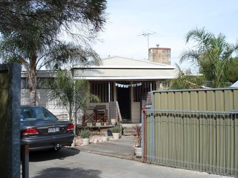 22 Clacton Road, Dover Gardens SA 5048