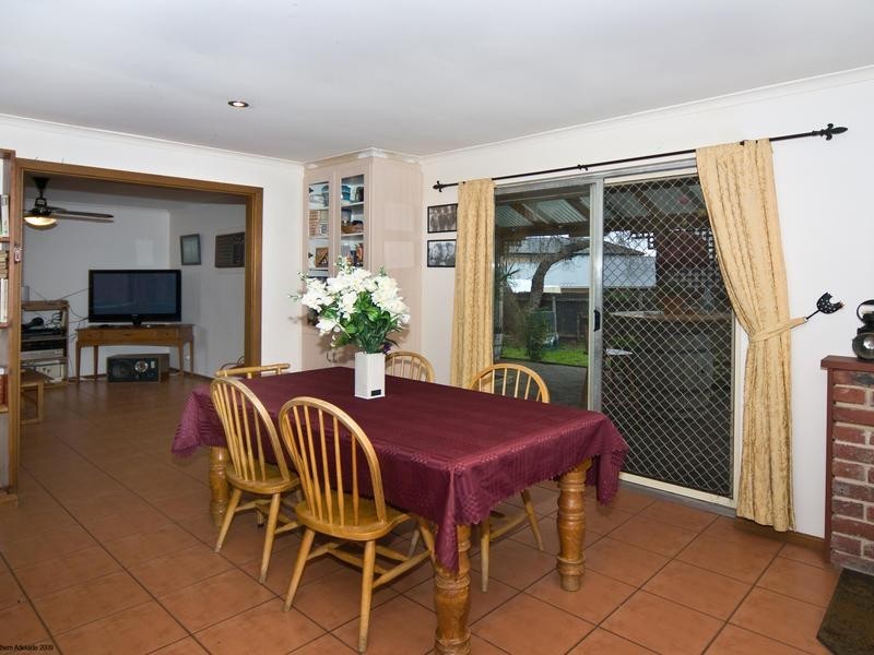 38 Thomas Crescent, Reynella SA 5161