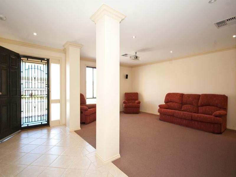 5 Coulter Street, Flagstaff Hill SA 5159