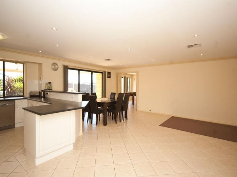 5 Coulter Street, Flagstaff Hill SA 5159