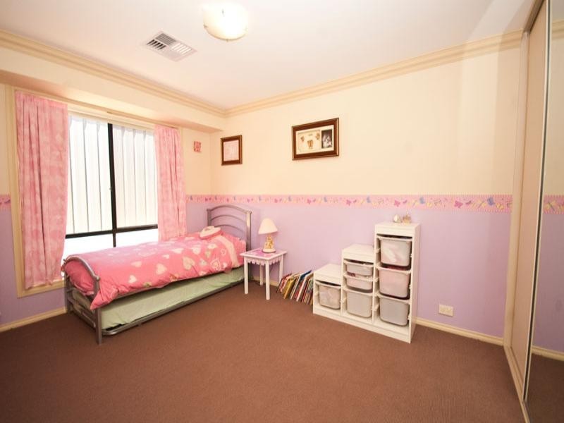 5 Coulter Street, Flagstaff Hill SA 5159