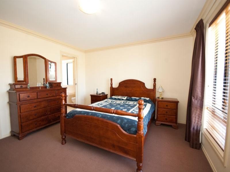 5 Coulter Street, Flagstaff Hill SA 5159