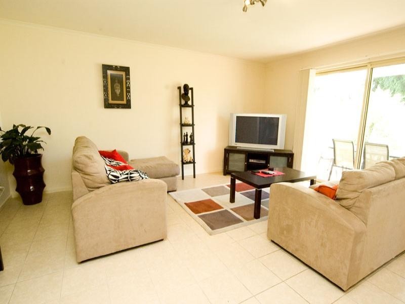 11b Fetlar Avenue, Marion SA 5043