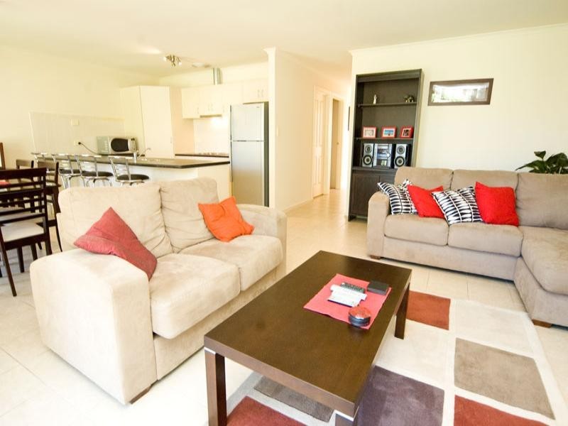 11b Fetlar Avenue, Marion SA 5043