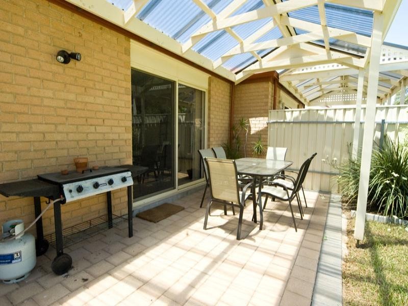 11b Fetlar Avenue, Marion SA 5043