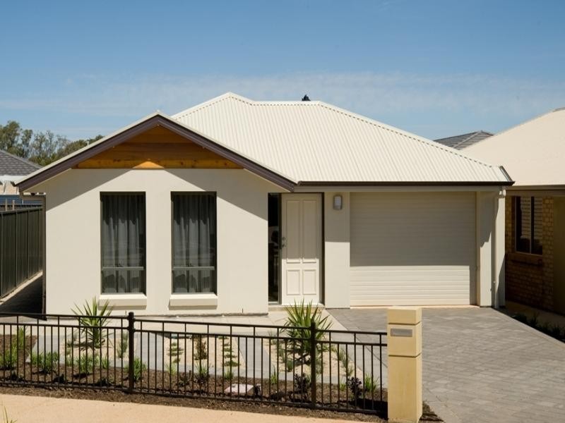 18 Jindabyne Street, Andrews Farm SA 5114
