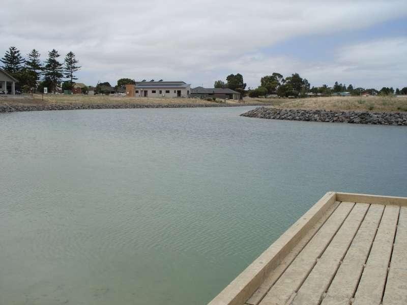 7 Central Drive, Victor Harbor SA 5211