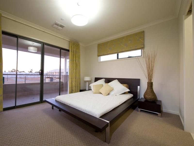 14 Crompton Drive, Woodville SA 5011