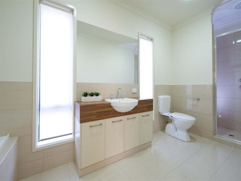 14 Crompton Drive, Woodville SA 5011