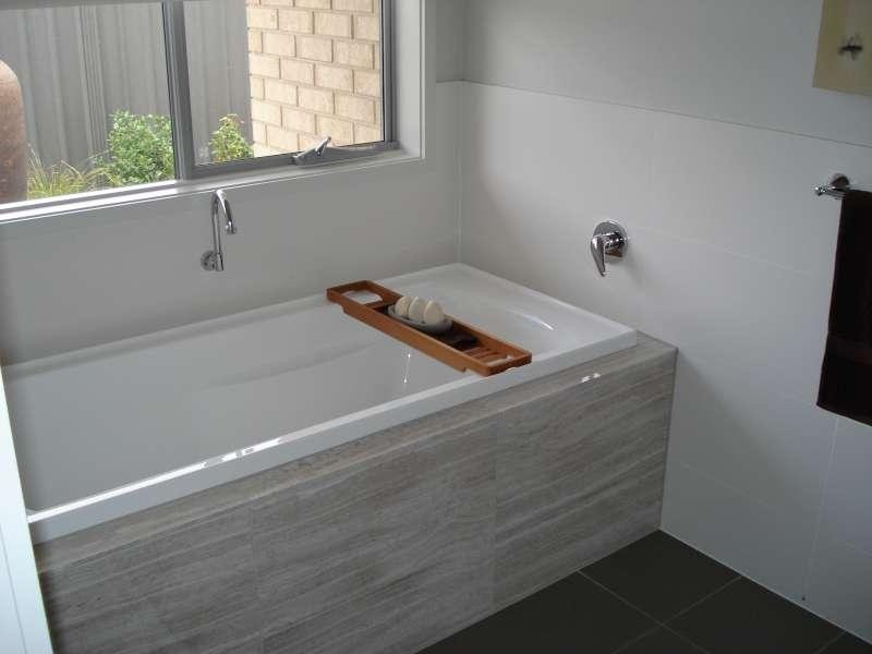 9 Central Drive, Victor Harbor SA 5211