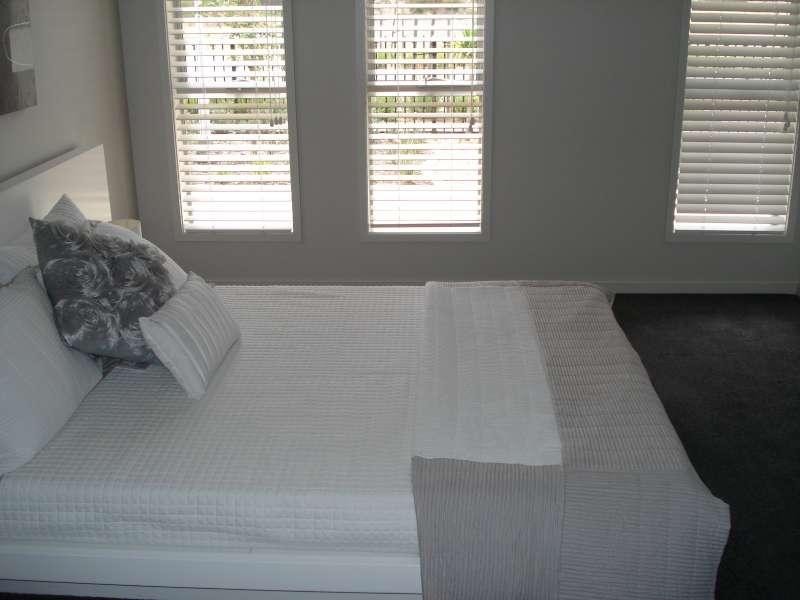 9 Central Drive, Victor Harbor SA 5211