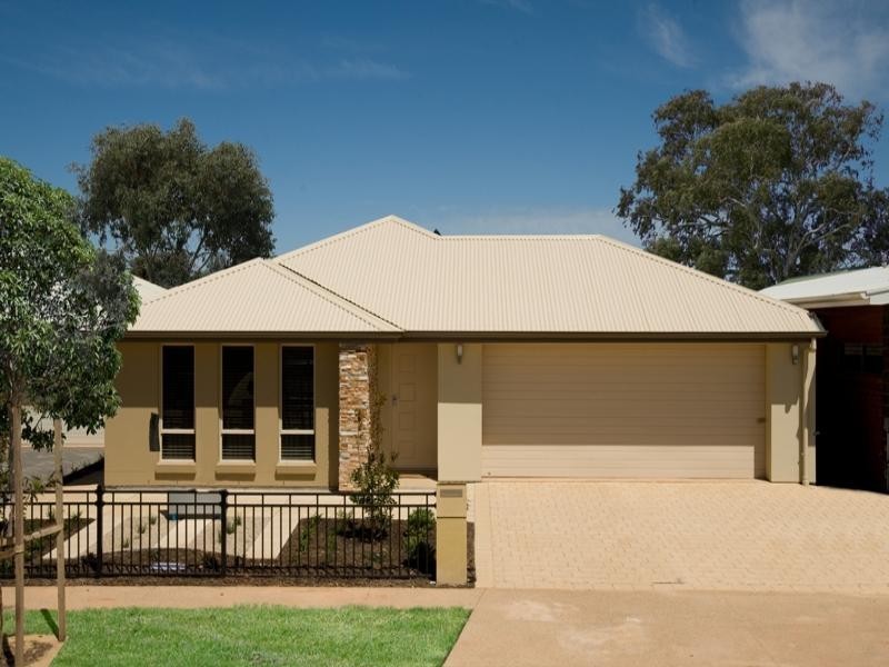 16 Jindabyne Street, Andrews Farm SA 5114