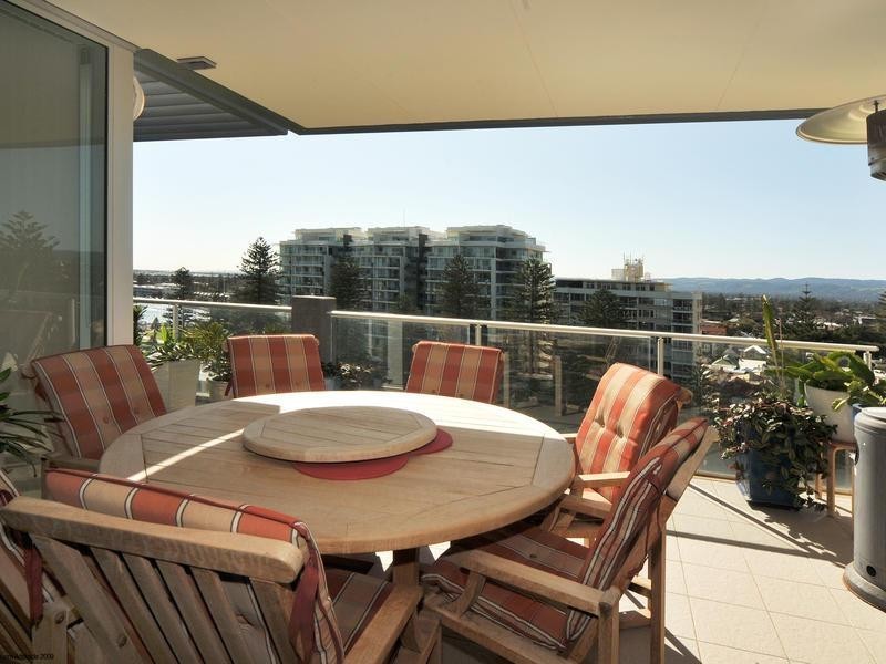 904/19 Holdfast Promenade, Glenelg SA 5045