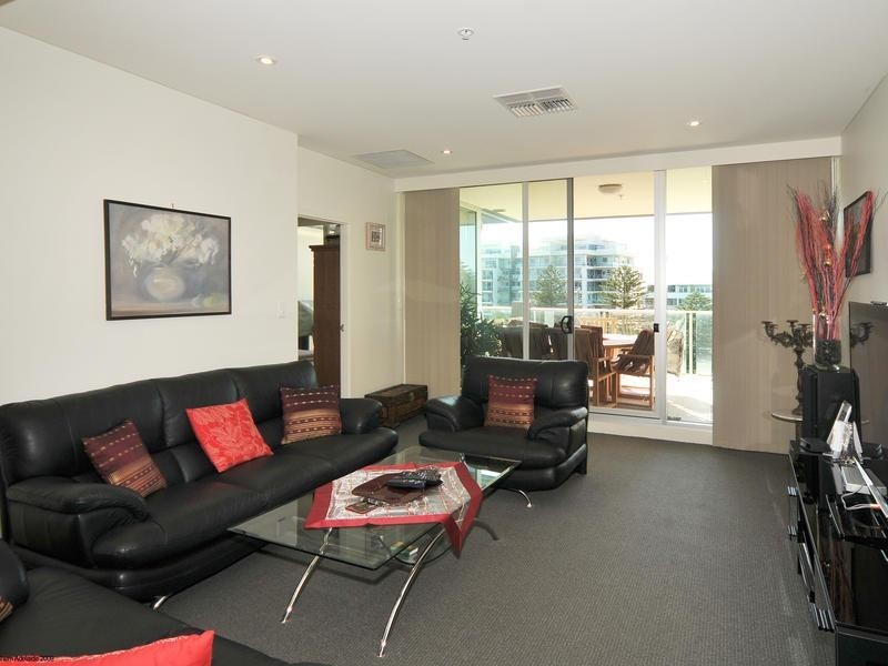 904/19 Holdfast Promenade, Glenelg SA 5045