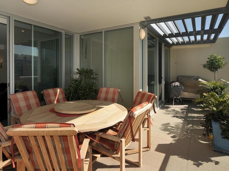 904/19 Holdfast Promenade, Glenelg SA 5045